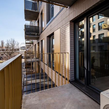 Apartamenty Fuzja - Komfortowe Mieszkania Blisko Centrum Lodzi Garaz ภายนอก รูปภาพ