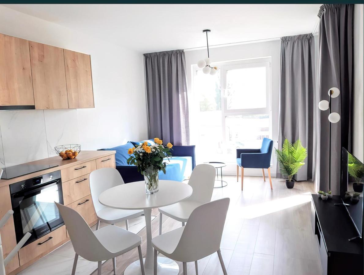 Apartamenty Fuzja - Komfortowe Mieszkania Blisko Centrum Lodzi Garaz ภายนอก รูปภาพ