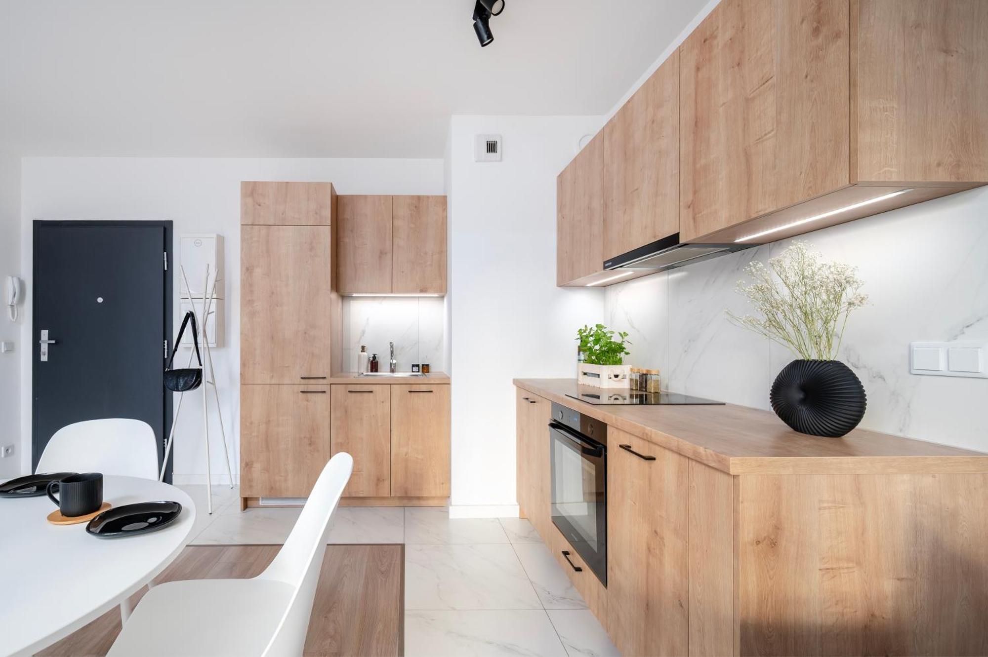 Apartamenty Fuzja - Komfortowe Mieszkania Blisko Centrum Lodzi Garaz ภายนอก รูปภาพ