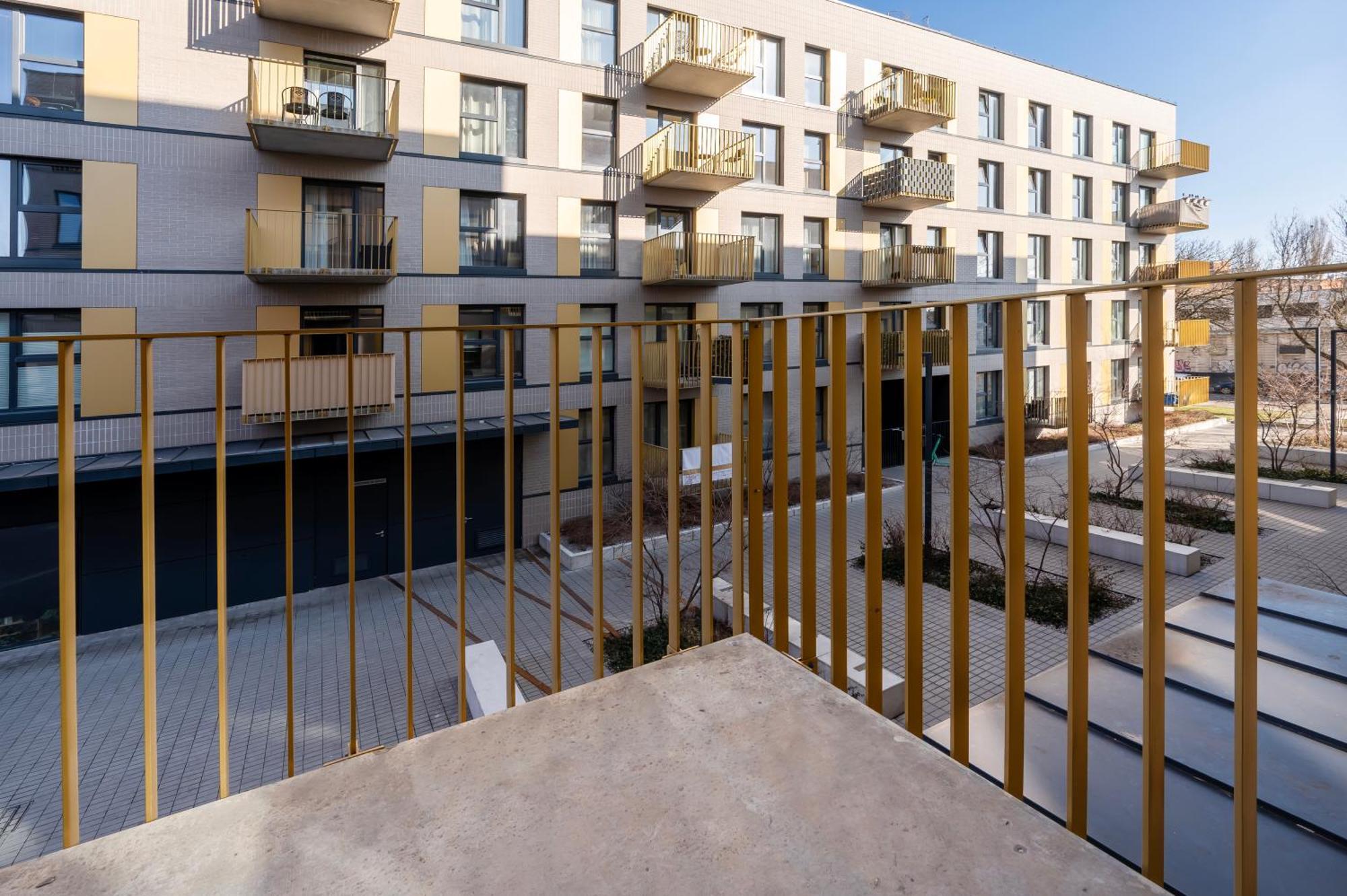 Apartamenty Fuzja - Komfortowe Mieszkania Blisko Centrum Lodzi Garaz ภายนอก รูปภาพ