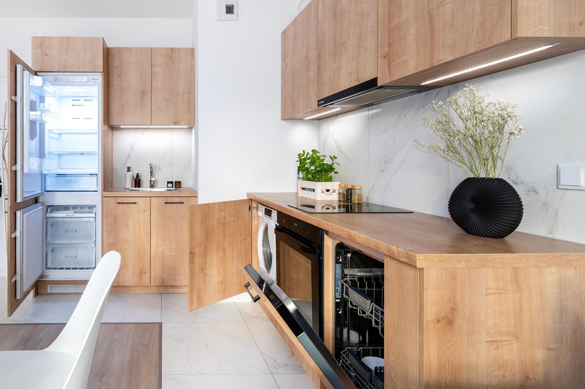Apartamenty Fuzja - Komfortowe Mieszkania Blisko Centrum Lodzi Garaz ภายนอก รูปภาพ